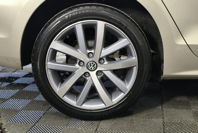 Volkswagen Jetta VI с пробегом 2012 года, цена 1 020 000 рублей, 177187 км, седан, Автокод Объявления