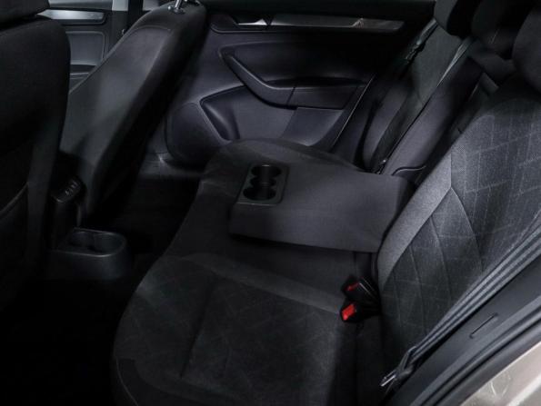Volkswagen Polo VI с пробегом 2022 года, цена 1 700 000 рублей, 74351 км, лифтбек, Автокод Объявления