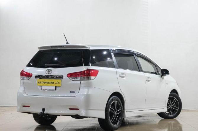 Toyota Wish II с пробегом 2011 года, цена 1 319 000 рублей, 183000 км, минивэн, Автокод Объявления