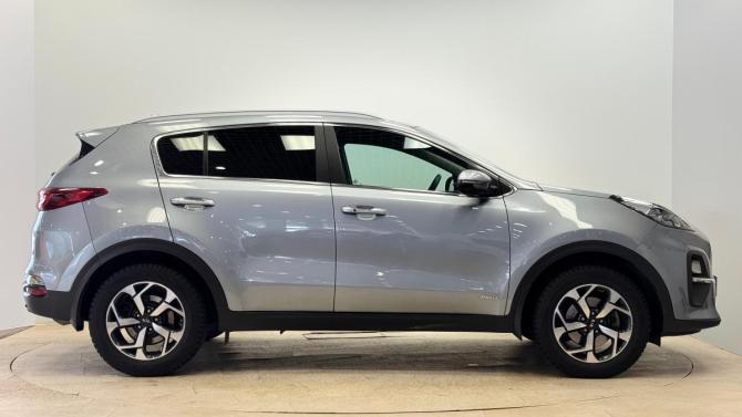 Kia Sportage IV Рестайлинг с пробегом 2021 года, цена 2 599 500 рублей, 50921 км, внедорожник, Автокод Объявления