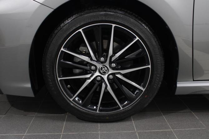 Toyota Camry VIII (XV70) Рестайлинг с пробегом 2022 года, цена 4 000 000 рублей, 5126 км, седан, Автокод Объявления