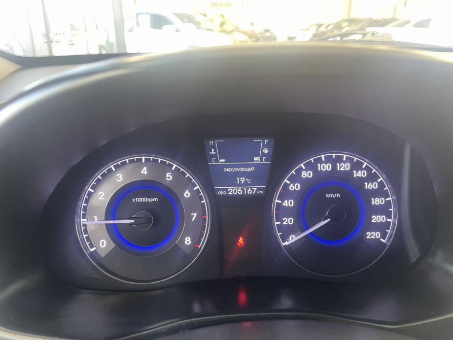 Hyundai Solaris I Саратов  - изображение 18