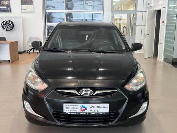 Hyundai Solaris I с пробегом 2014 года, цена 849 000 рублей, 185110 км, седан, Автокод Объявления