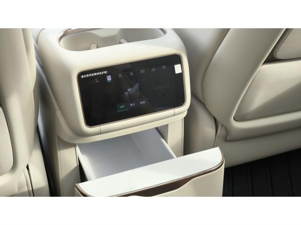 Новый Lynk &amp; Co 900 2026 года, цена 8 750 000 рублей, внедорожник, Автокод Объявления