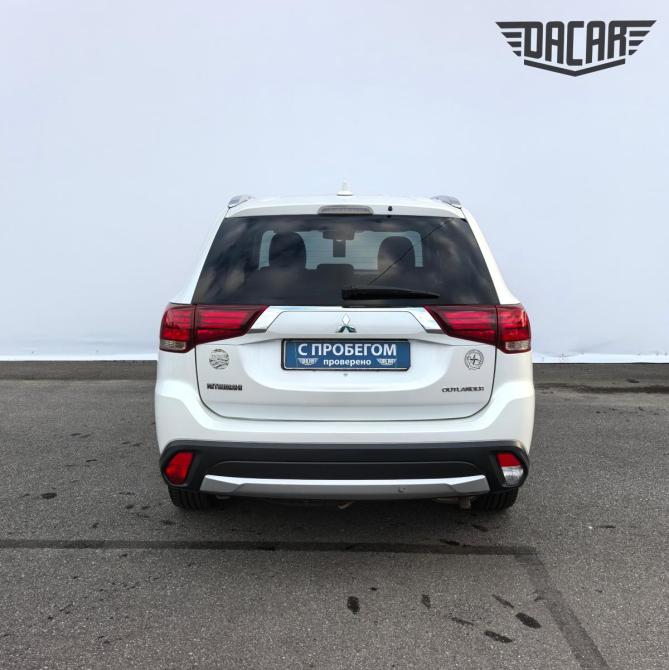 Mitsubishi Outlander III Рестайлинг 2 Санкт-Петербург  - изображение 6