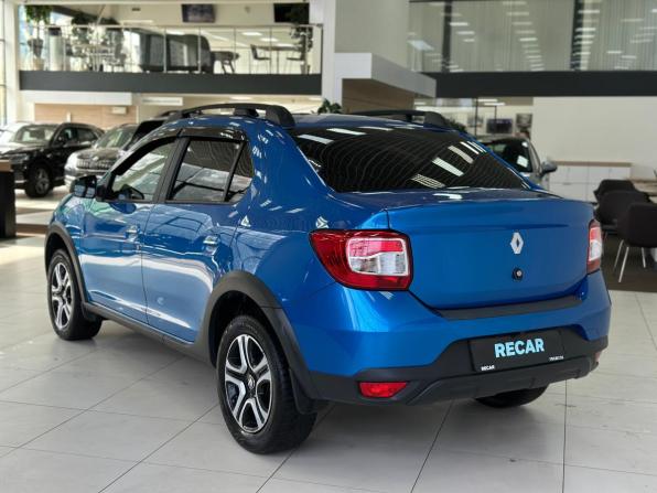 Renault Logan II Рестайлинг с пробегом 2019 года, цена 1 350 000 рублей, 99430 км, седан, Автокод Объявления