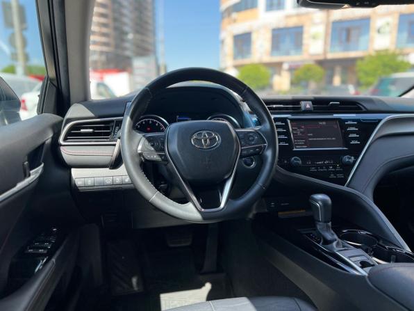 Toyota Camry VIII (XV70) с пробегом 2020 года, цена 2 930 000 рублей, 70600 км, седан, Автокод Объявления