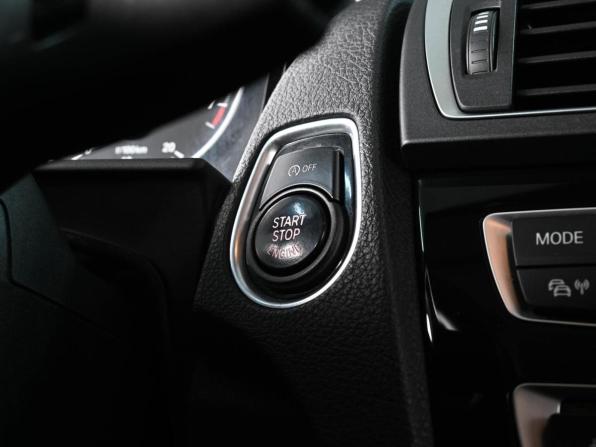 BMW 1 серии II (F20/F21) Рестайлинг с пробегом 2015 года, цена 1 499 000 рублей, 188387 км, хэтчбек, Автокод Объявления