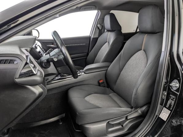 Toyota Camry VIII (XV70) с пробегом 2020 года, цена 2 165 000 рублей, 229085 км, седан, Автокод Объявления
