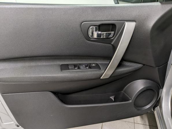 Nissan Qashqai I Рестайлинг с пробегом 2010 года, цена 990 000 рублей, 133237 км, внедорожник, Автокод Объявления