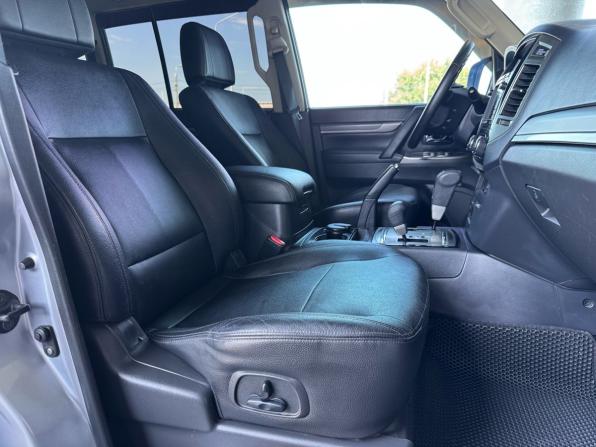 Mitsubishi Pajero IV Рестайлинг 2 с пробегом 2015 года, цена 2 577 000 рублей, 154586 км, внедорожник, Автокод Объявления