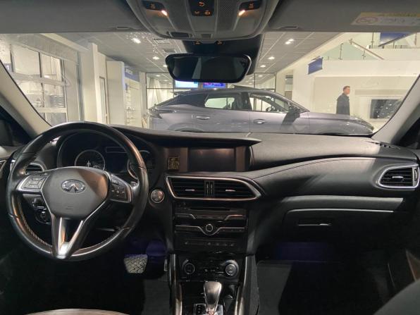 Infiniti Q30 с пробегом 2017 года, цена 2 580 000 рублей, 46964 км, хэтчбек, Автокод Объявления