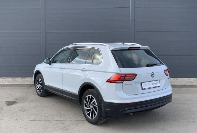 Volkswagen Tiguan II с пробегом 2018 года, цена 2 320 000 рублей, 126847 км, внедорожник, Автокод Объявления