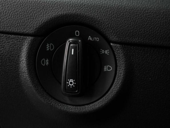 Skoda Octavia III (A7) Рестайлинг с пробегом 2018 года, цена 2 149 000 рублей, 155277 км, лифтбек, Автокод Объявления
