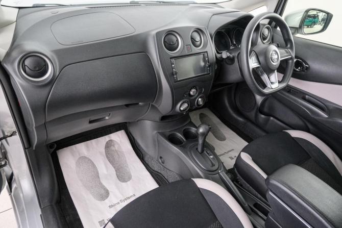 Nissan Note II Рестайлинг с пробегом 2017 года, цена 899 000 рублей, 134900 км, хэтчбек, Автокод Объявления