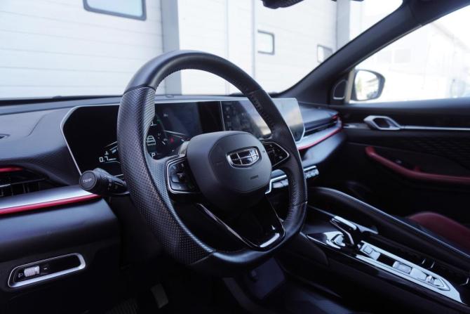 Geely Binyue I Рестайлинг 2 с пробегом 2023 года, цена 1 960 000 рублей, 34500 км, внедорожник, Автокод Объявления