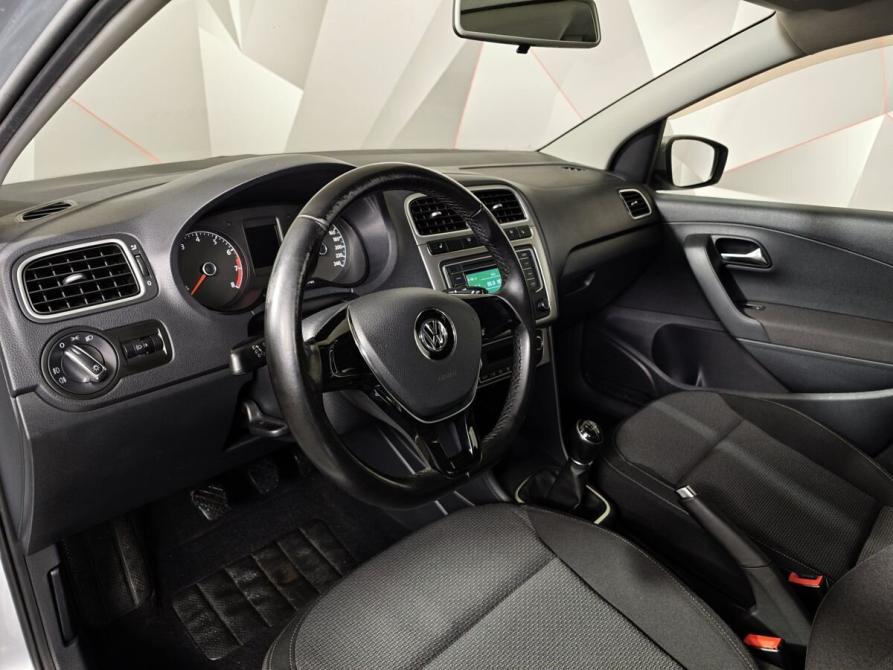 Volkswagen Polo V Рестайлинг Москва  - изображение 19