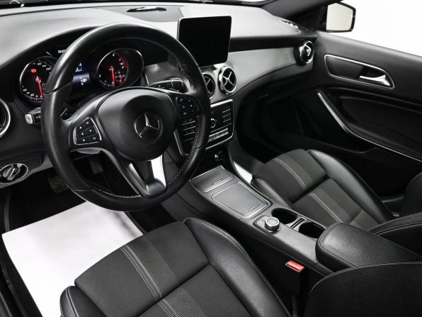 Mercedes-Benz GLA I (X156) Рестайлинг с пробегом 2017 года, цена 2 375 000 рублей, 86955 км, внедорожник, Автокод Объявления