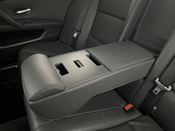BMW 5 серии V (E60/E61) Рестайлинг с пробегом 2008 года, цена 1 100 000 рублей, 225531 км, седан, Автокод Объявления