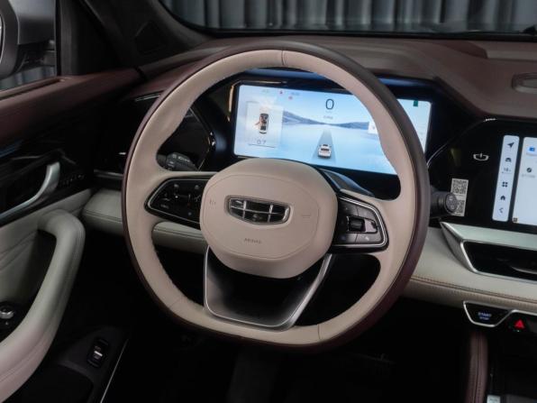 Geely Monjaro I с пробегом 2021 года, цена 2 799 000 рублей, 89826 км, внедорожник, Автокод Объявления