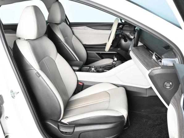 Kia K5 III с пробегом 2021 года, цена 2 340 000 рублей, 133892 км, седан, Автокод Объявления