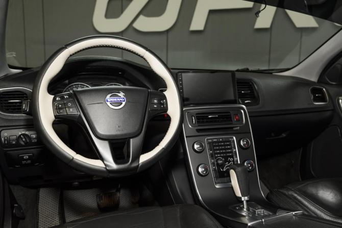 Volvo S60 II с пробегом 2012 года, цена 870 000 рублей, 240090 км, седан, Автокод Объявления