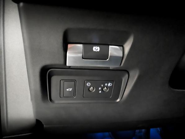 Land Rover Discovery Sport I Рестайлинг с пробегом 2020 года, цена 3 715 000 рублей, 52354 км, внедорожник, Автокод Объявления