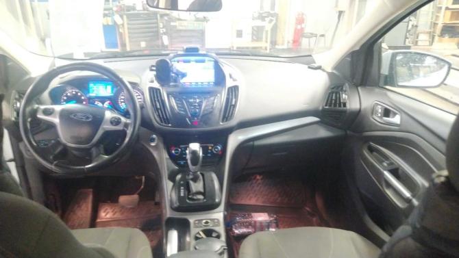 Ford Kuga II с пробегом 2015 года, цена 940 000 рублей, 285851 км, внедорожник, Автокод Объявления
