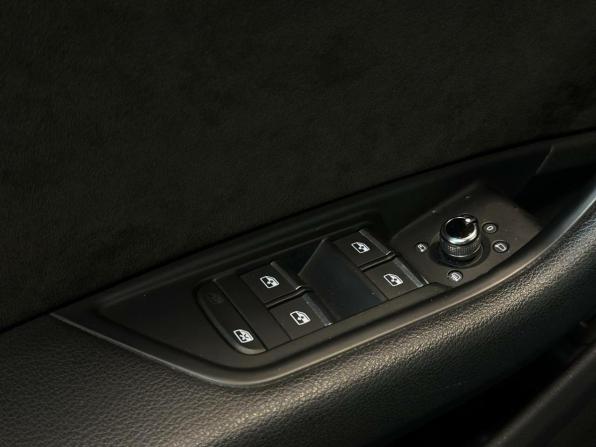 Audi A4 allroad V (B9) с пробегом 2019 года, цена 2 650 000 рублей, 205478 км, универсал, Автокод Объявления
