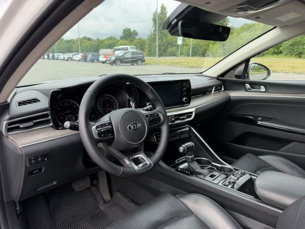Kia K5 III с пробегом 2021 года, цена 2 150 000 рублей, 134637 км, седан, Автокод Объявления