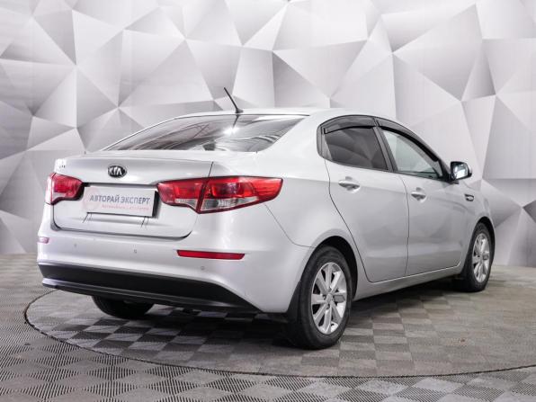 Kia Rio III Рестайлинг с пробегом 2016 года, цена 977 000 рублей, 170000 км, седан, Автокод Объявления