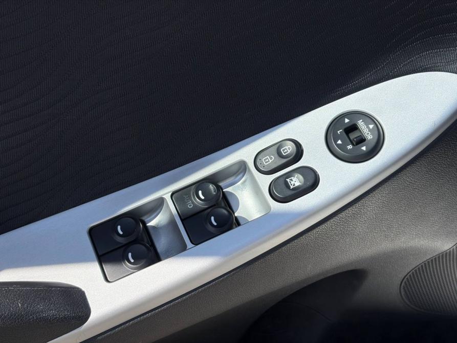 Hyundai Solaris I Санкт-Петербург  - изображение 12