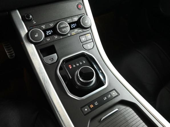 Land Rover Range Rover Evoque I Рестайлинг с пробегом 2017 года, цена 2 885 000 рублей, 87483 км, внедорожник, Автокод Объявления