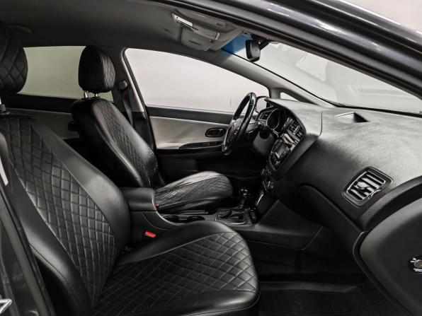 Kia Ceed II Рестайлинг с пробегом 2016 года, цена 1 113 000 рублей, 162456 км, хэтчбек, Автокод Объявления