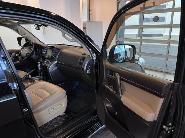 Toyota Land Cruiser 200 Series с пробегом 2008 года, цена 2 599 000 рублей, 349301 км, внедорожник, Автокод Объявления