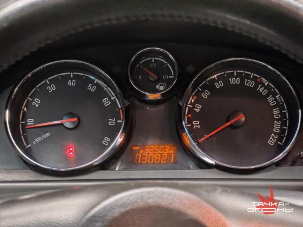 Opel Antara I Рестайлинг с пробегом 2014 года, цена 1 220 000 рублей, 130000 км, внедорожник, Автокод Объявления