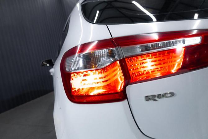 Kia Rio III с пробегом 2013 года, цена 799 900 рублей, 208473 км, хэтчбек, Автокод Объявления