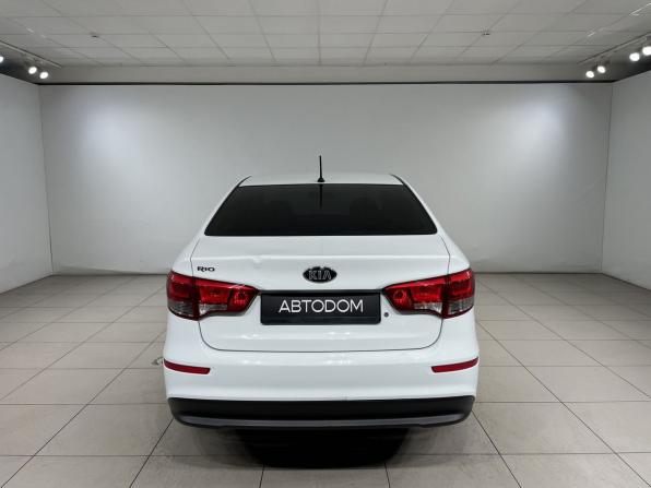 Kia Rio III с пробегом 2015 года, цена 949 000 рублей, 132868 км, седан, Автокод Объявления
