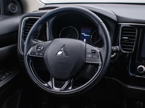 Mitsubishi Outlander III Рестайлинг 3 с пробегом 2021 года, цена 2 145 000 рублей, 153367 км, внедорожник, Автокод Объявления