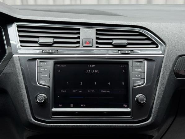 Volkswagen Tiguan II с пробегом 2017 года, цена 2 699 000 рублей, 156000 км, внедорожник, Автокод Объявления