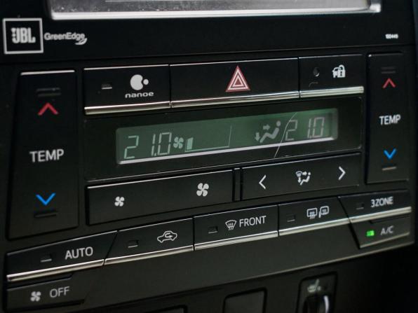 Toyota Camry VII (XV50) Рестайлинг с пробегом 2017 года, цена 2 080 000 рублей, 162450 км, седан, Автокод Объявления