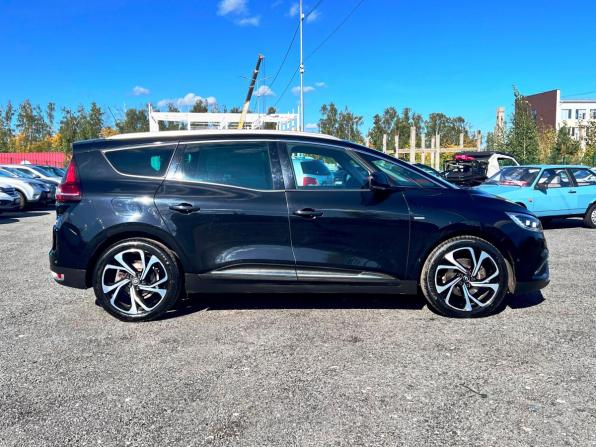 Renault Scenic IV с пробегом 2017 года, цена 1 585 900 рублей, 134220 км, минивэн, Автокод Объявления