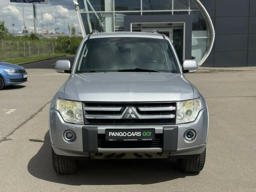 Mitsubishi Pajero IV Рестайлинг 1 Москва  - изображение 3