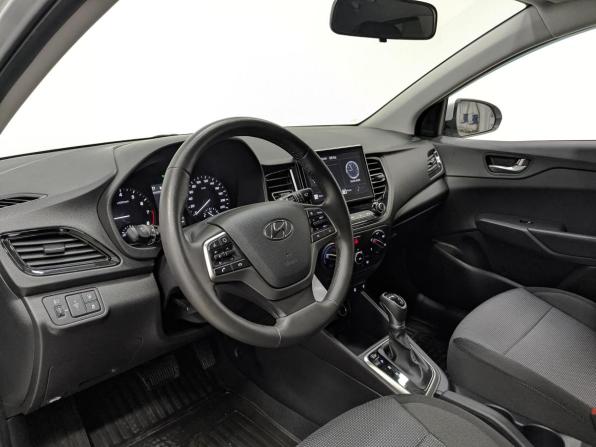 Hyundai Solaris II Рестайлинг с пробегом 2021 года, цена 1 670 000 рублей, 37766 км, седан, Автокод Объявления