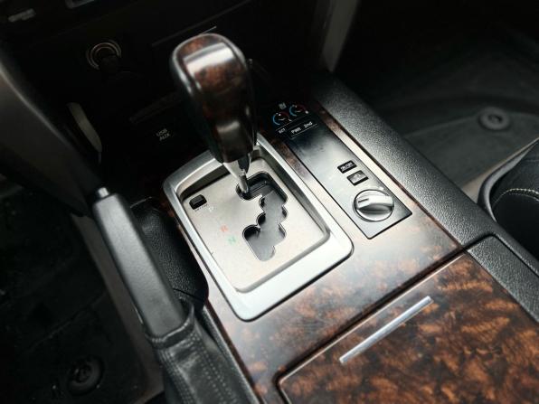 Toyota Land Cruiser 200 Series Рестайлинг 1 с пробегом 2013 года, цена 3 429 000 рублей, 259356 км, внедорожник, Автокод Объявления