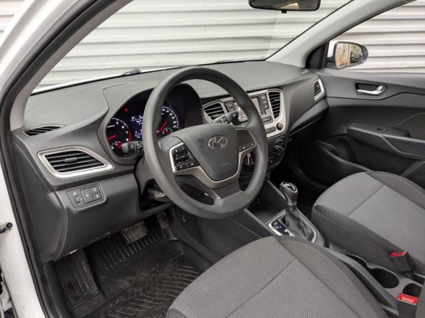 Hyundai Solaris II Рестайлинг с пробегом 2022 года, цена 1 535 000 рублей, 89366 км, седан, Автокод Объявления