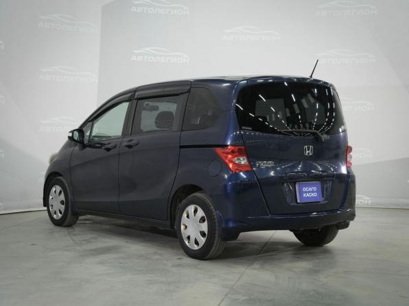 Honda Freed I с пробегом 2010 года, цена 1 050 000 рублей, 163341 км, компактвэн, Автокод Объявления