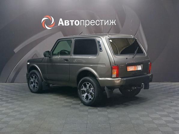 Lada (ВАЗ) Niva Legend I с пробегом 2024 года, цена 799 000 рублей, 9500 км, внедорожник, Автокод Объявления