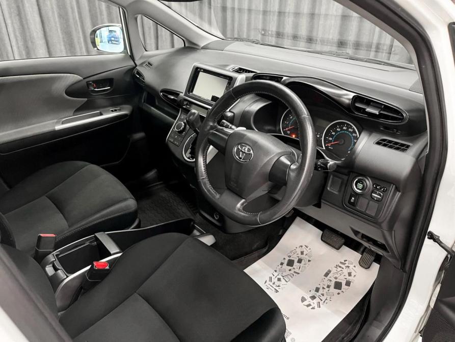 Toyota Wish II Красноярск  - изображение 8