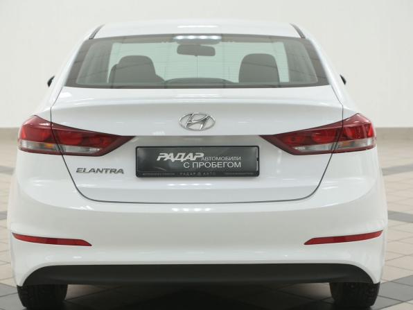 Hyundai Elantra VI (AD) с пробегом 2016 года, цена 946 000 рублей, 253600 км, седан, Автокод Объявления